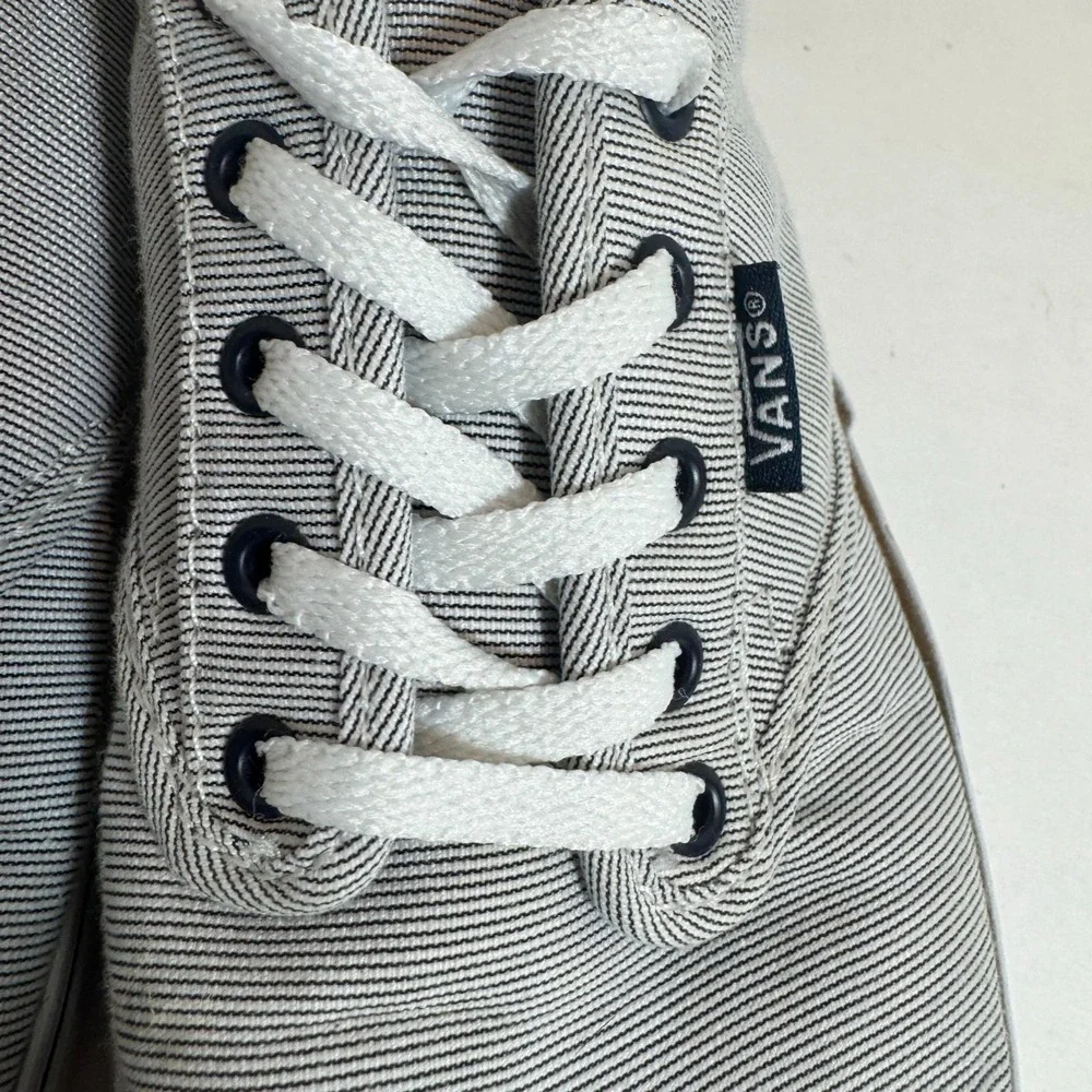 Vans Atwood Low Lace Up Skate Canvas Micro Stripe Navy & White Shoes Womens‎ 7
